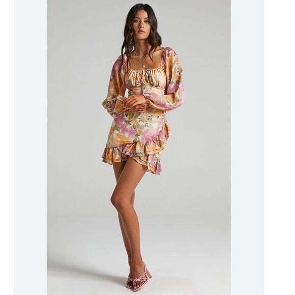 Showpo Floral Grizela Mini Dress NEW Size 12 Pink Long Sleeves - Picture 4 of 11